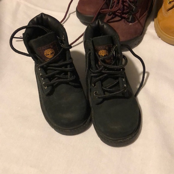 Bundle of 4 pairs of timberlands and 1 overall 🔥 - Picture 4 of 8